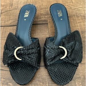 Zara Blue Collection Leather Kitten Heels